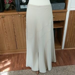 Fully lined, Tan, 16W Cato skirt